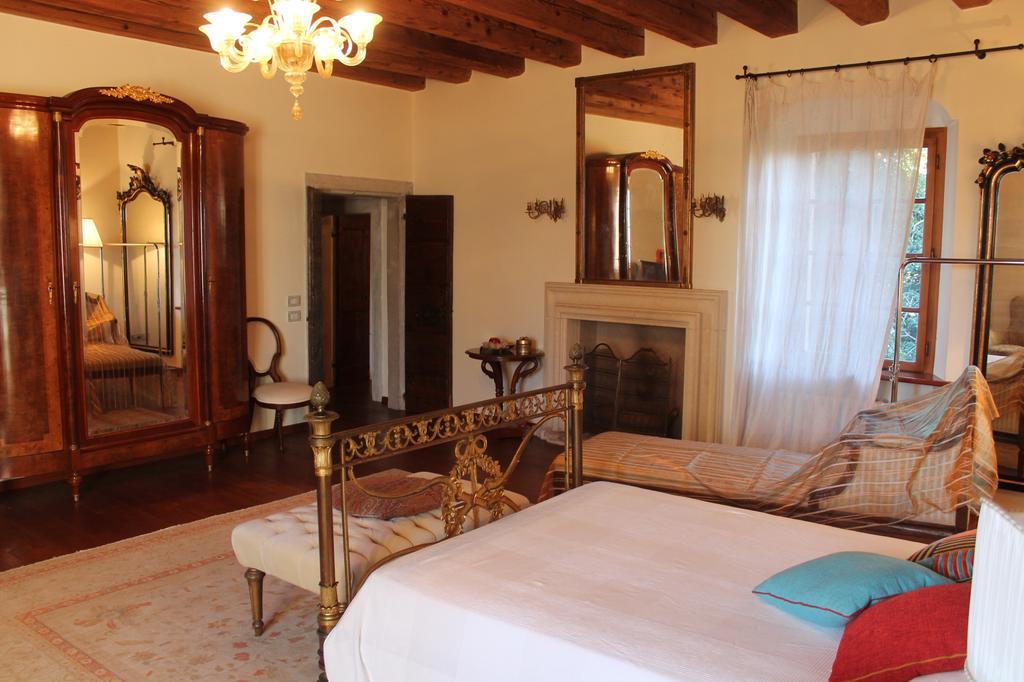 Villa Relais Manerba Monzambano Zimmer foto